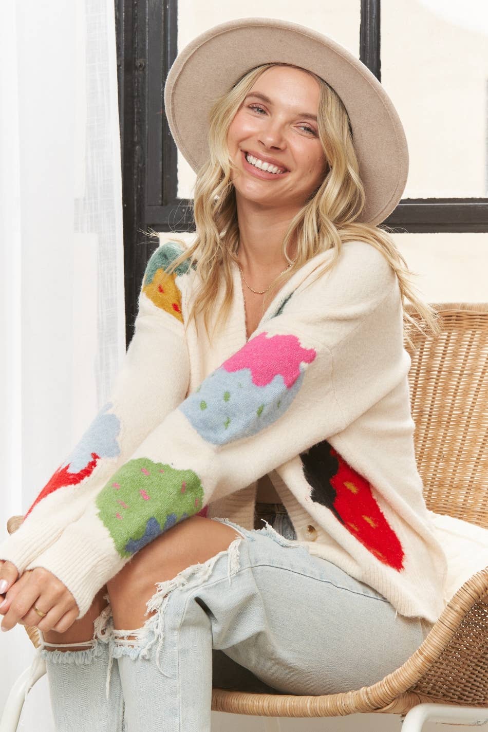 Stawberries KNIT BUTTON UP CARDIGAN SWEATER