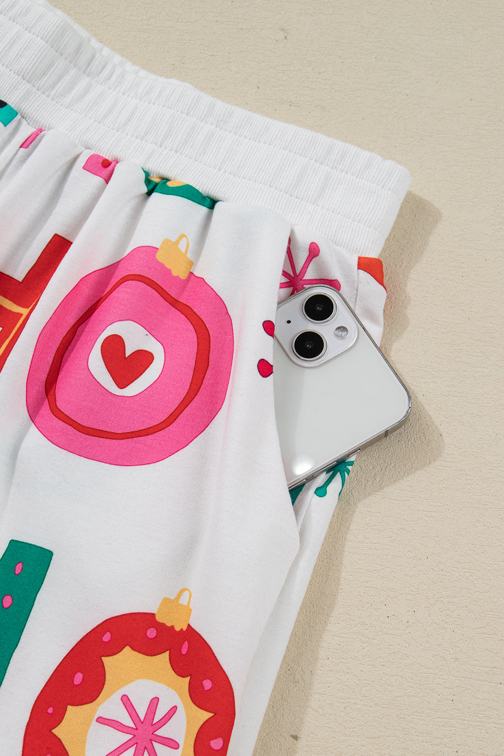 White Ho Ho Ho Letter Graphic Christmas Pajama Set